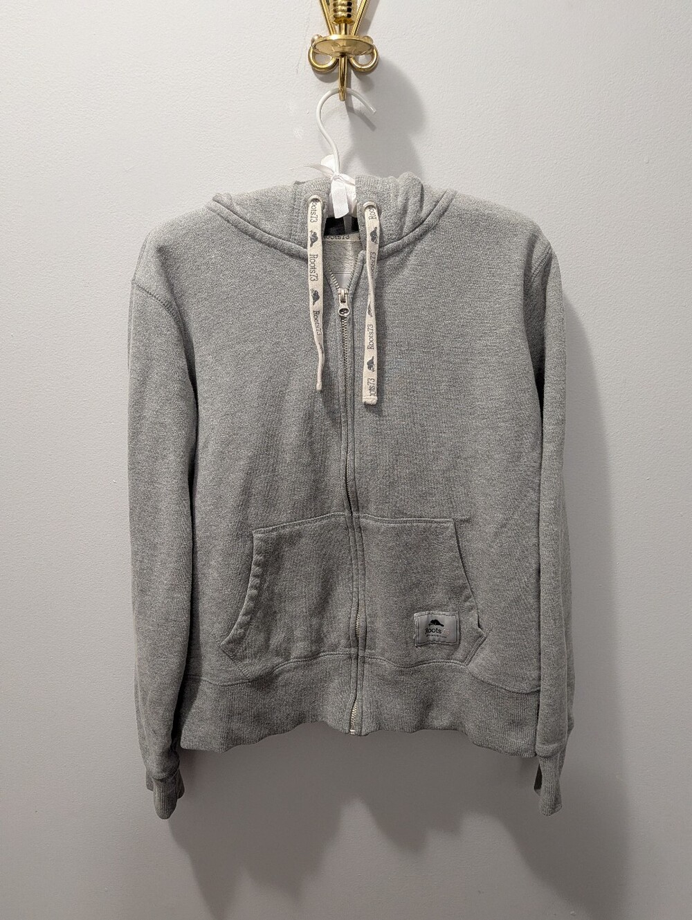 Roots Gray Zip Hoodie Size Medium